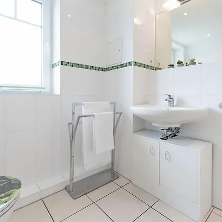 Strandvilla 27- Turmwohnung * Scharbeutz