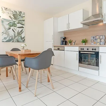 Strandvilla 27- Turmwohnung Διαμέρισμα *